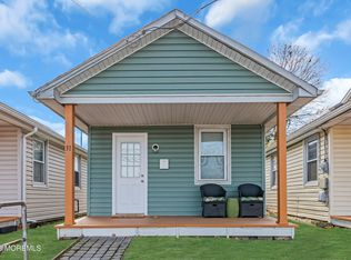 31 Drs James Parker Blvd, Red Bank, NJ 07701