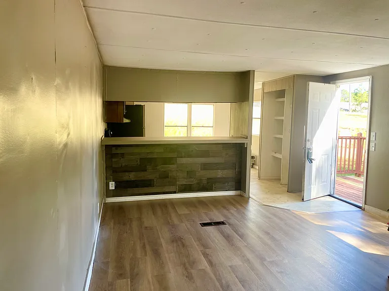 3095 Mobley Bridge Rd — Photo 3