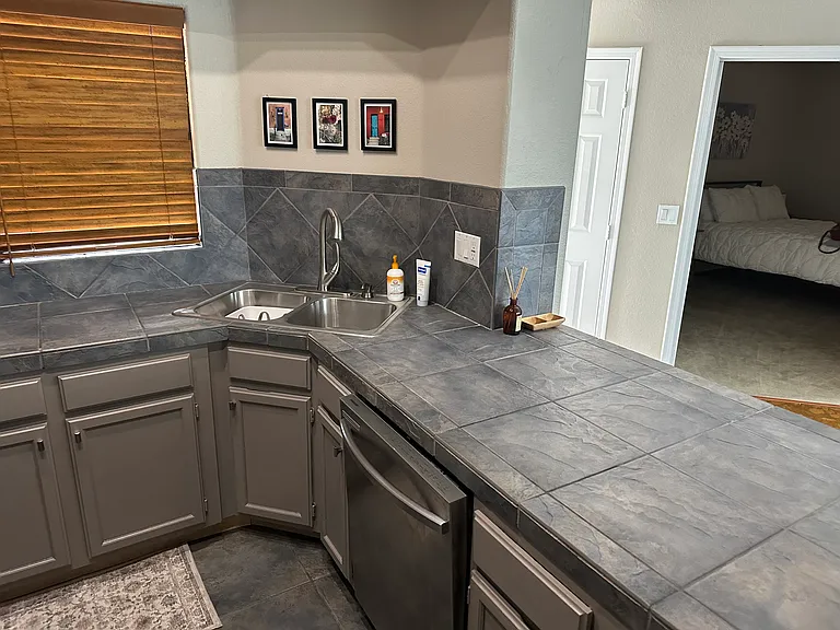 6655 N Canyon Crest Dr #23102 — Photo 19