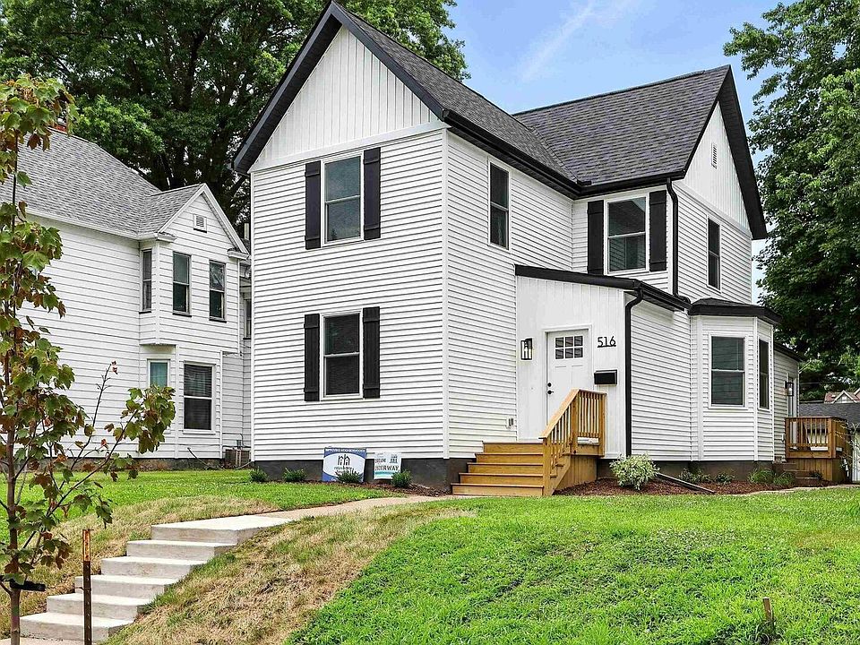 1st image of 516 W 15th St