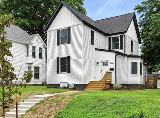 516 W 15th St, Davenport, IA
