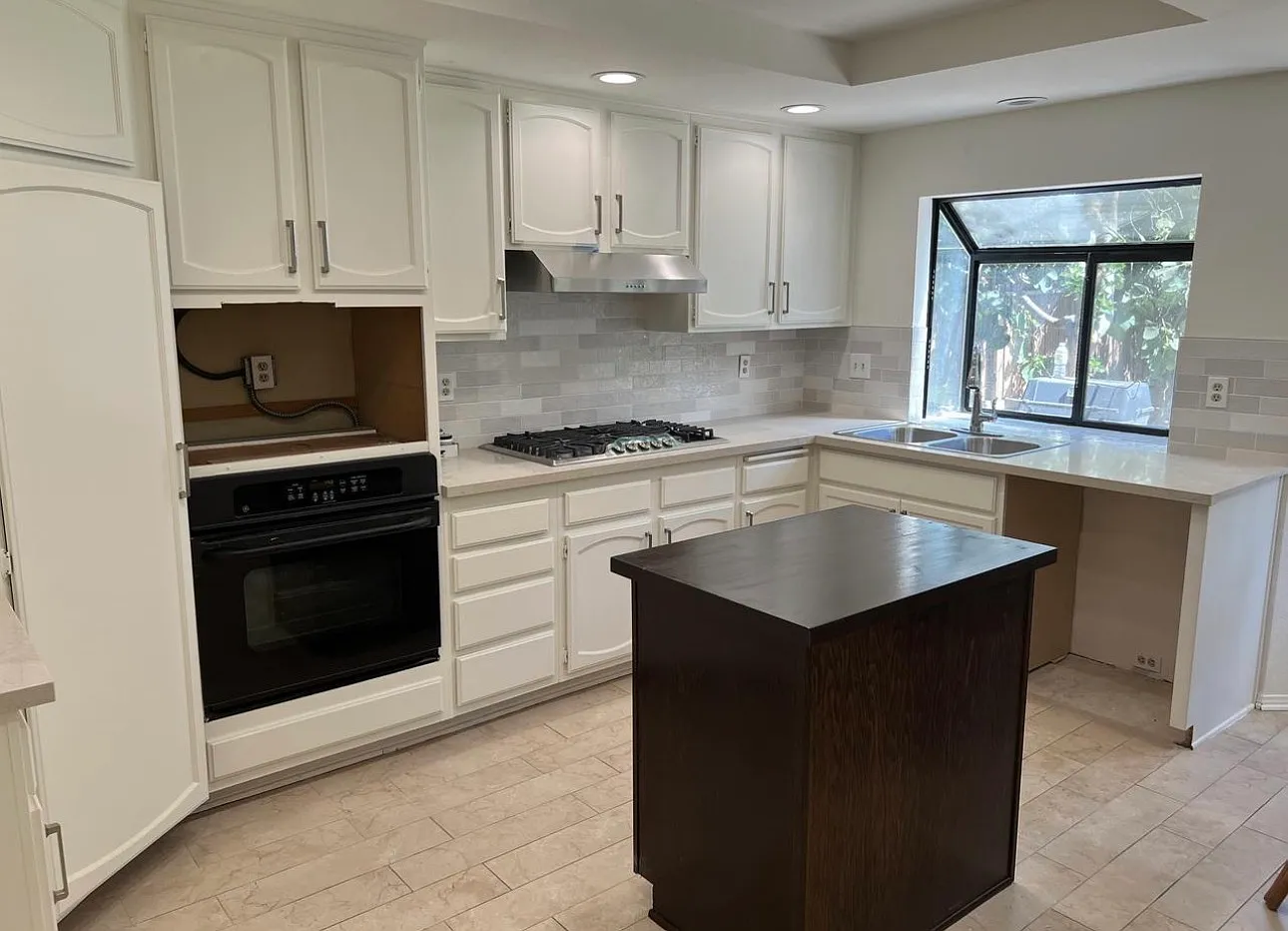 3 bed, 1120 sqft, $3,000 — Photo 1