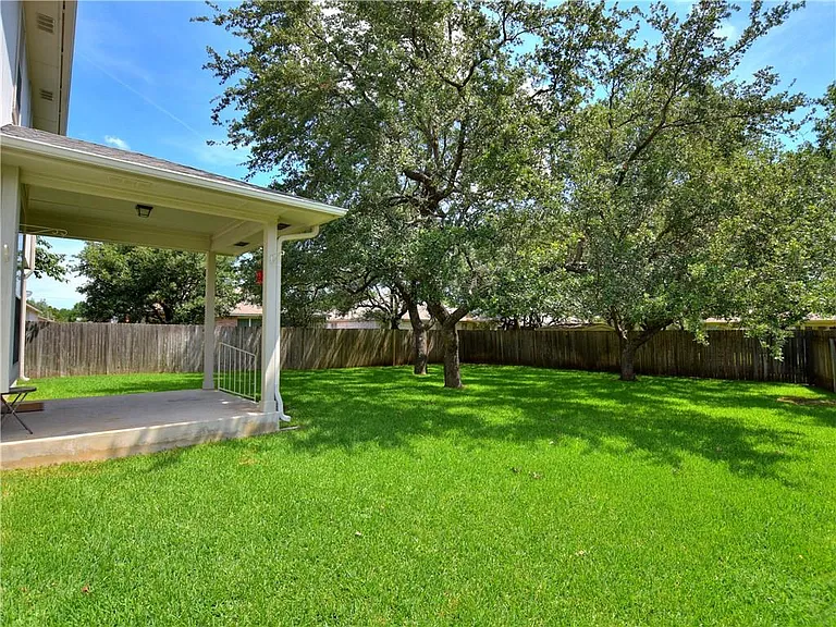 3477 Flowstone Ln — Photo 16
