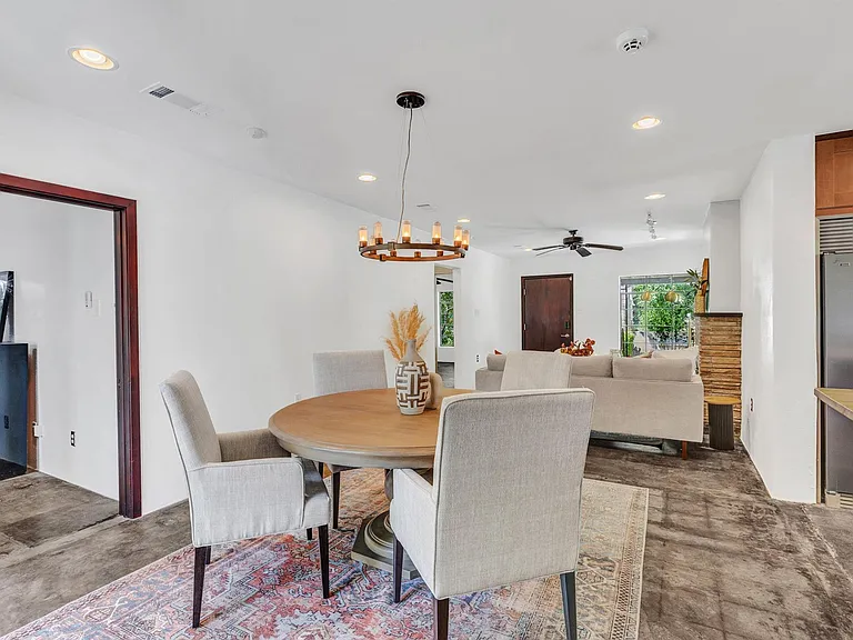 1208 Fairwood Rd — Photo 17