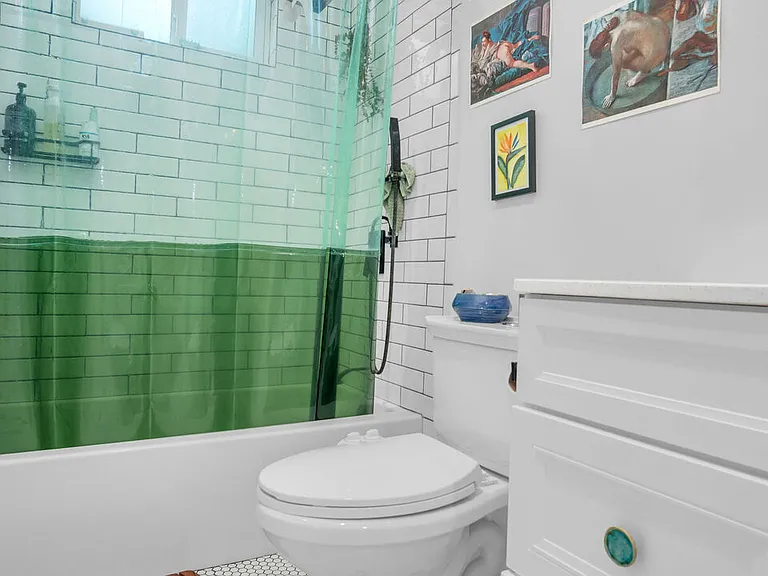 5114 Miriam St — Photo 9