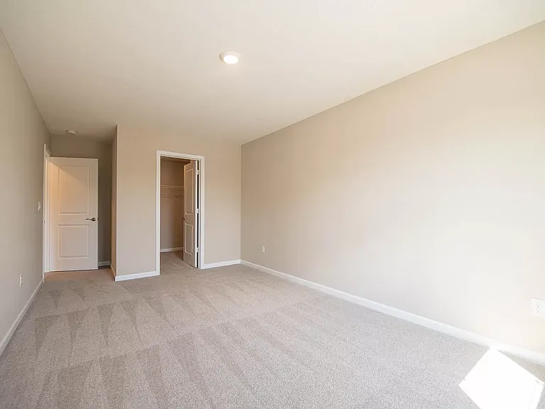6438 Yuma Ct — Photo 21