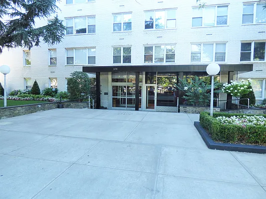 Sold by Pride Estates | media 28