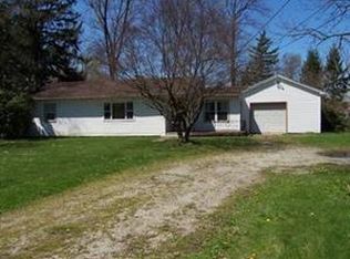 10263 McAllister Rd, Fredonia, NY 14063