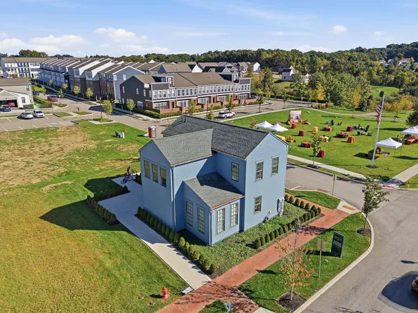 425 Ramsgate Rd, Cranberry Township, PA 16066
