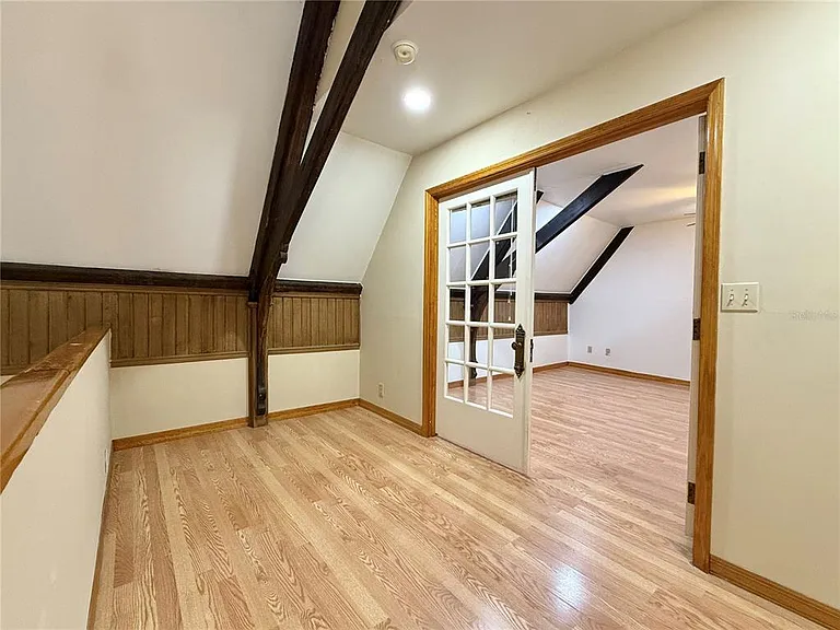7002 S Shamrock Rd — Photo 25