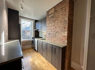 178 Devoe St #3A, Brooklyn, NY 11211