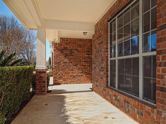 4th image of 7122 Avignon Dr