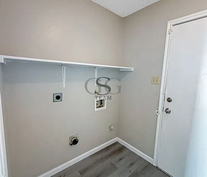 9730 Frost Plain Dr — Photo 22