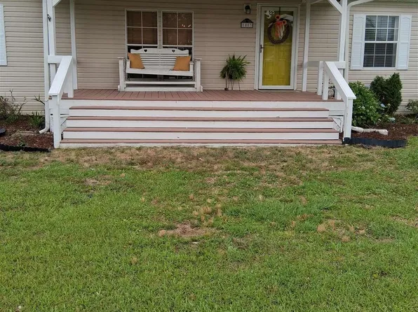 1887 Suavez Dr, Lillian, AL 36549