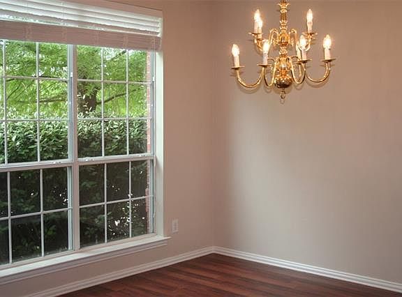 3rd image of 5005 Spicewood Dr