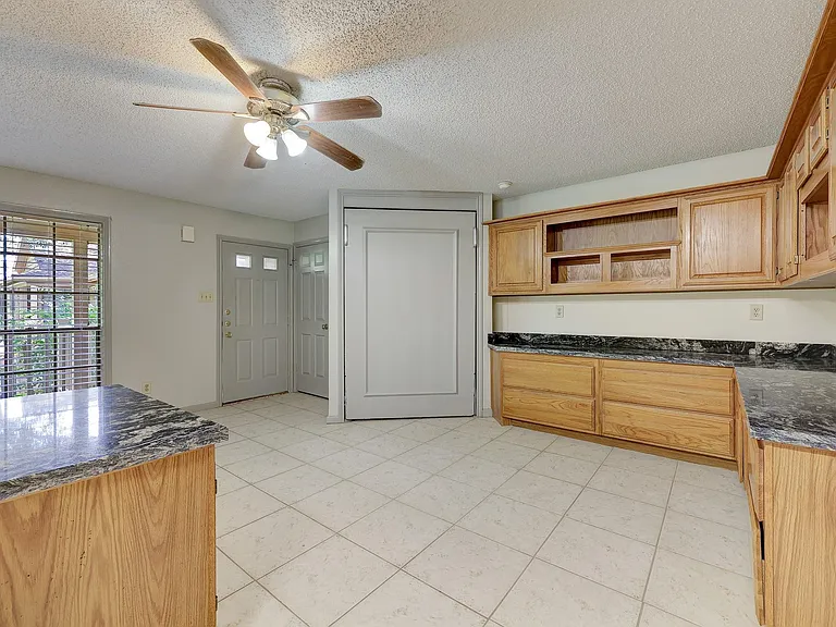 1311 Antoine Dr #146 — Photo 10