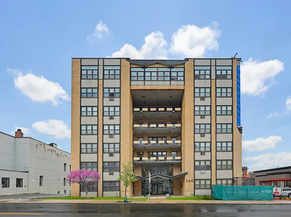 340 Main St APT 206, Melrose, MA 02176