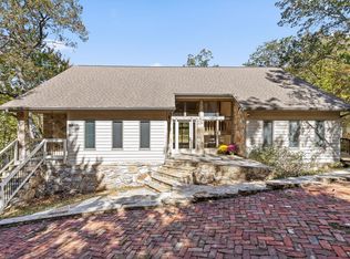 4 S Bluff Rd, Chattanooga, TN 37419