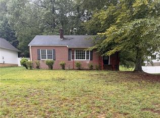 6 Forest Hill Dr, Williamsburg, VA 23185