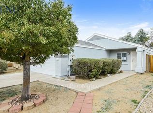 2834 W Campo Bello Dr, Phoenix, AZ 85053