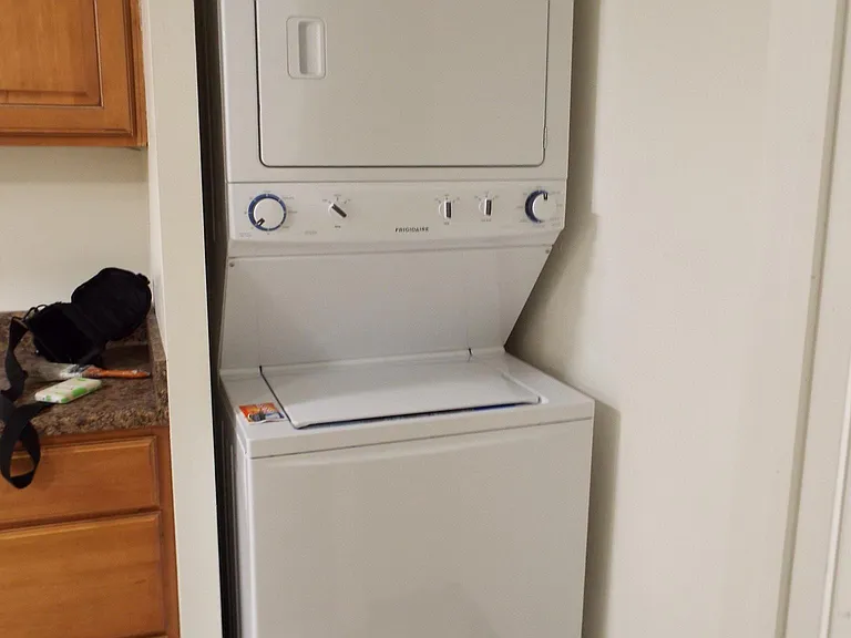 345 Regis Ave #6 — Photo 7