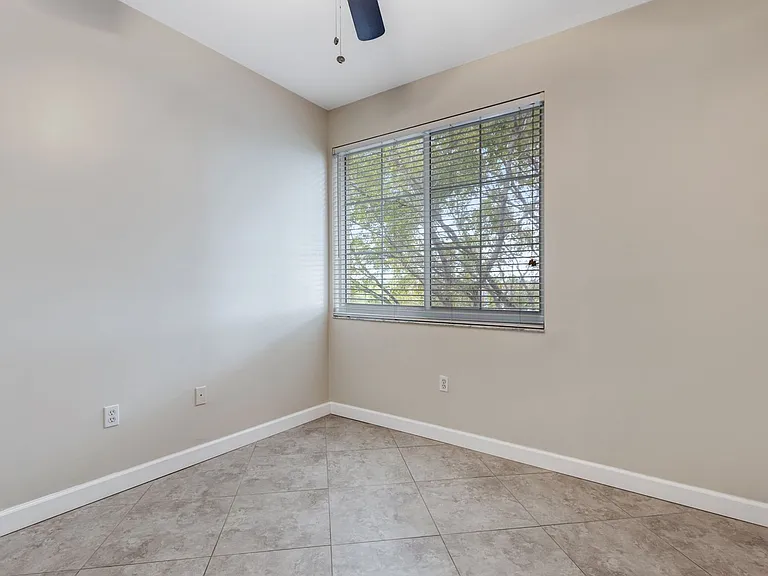 1105 Reserve Ct #307 — Photo 17