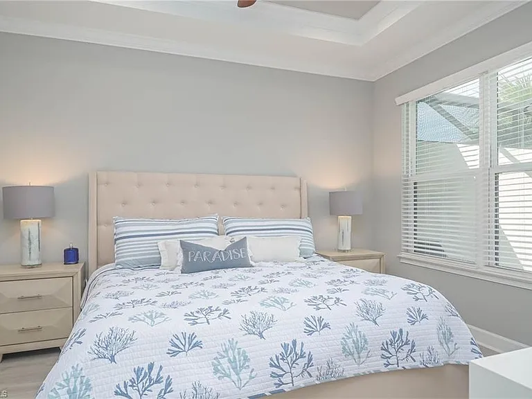 8013 Calle Canovas Ct — Photo 14