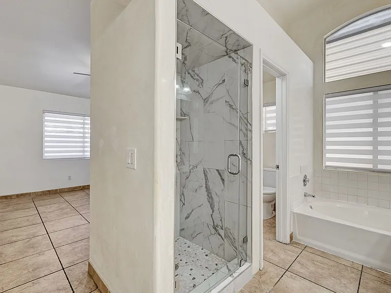 2808 Glen Aulin St — Photo 12
