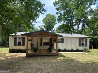 145 N X St, Hamilton, GA 31811