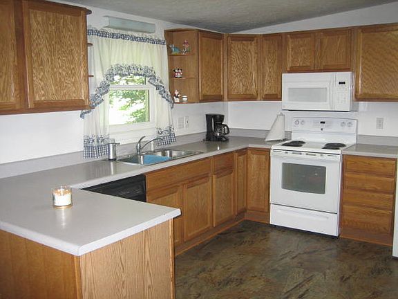 2nd image of 2538 Belle Haven Dr