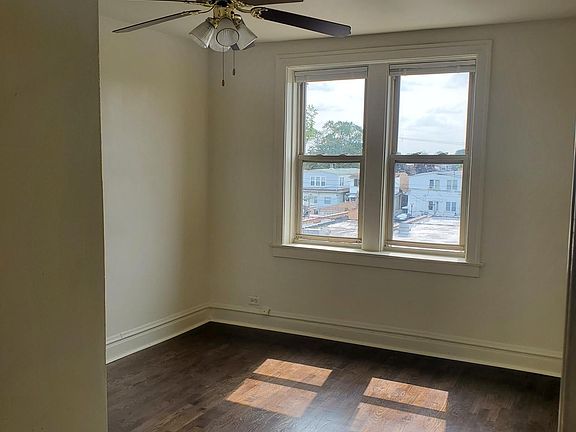 3rd image of 5046 W Diversey Ave #3W