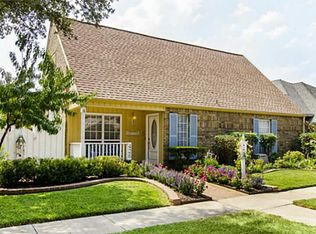 426 Country Side Ln, Richardson, TX 75081