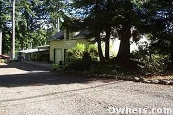 1st image of 631 E Ballantrae Dr