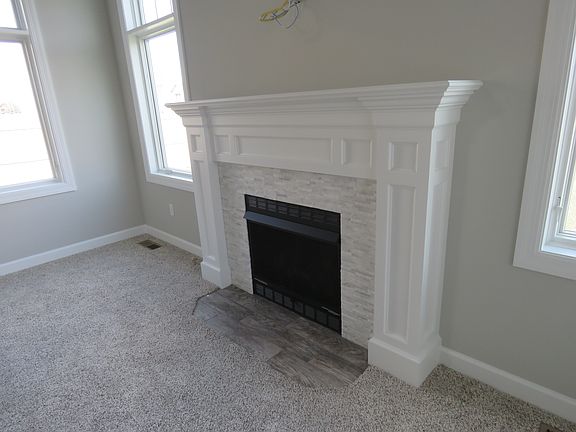 4th image of 2024 Flagstone Ave