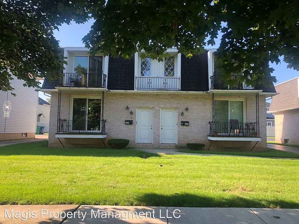 1st image of 439 Saint Lawrence Ave