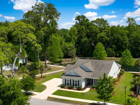 2128 Saint Johns Woods Pkwy, Johns Island, SC 29455