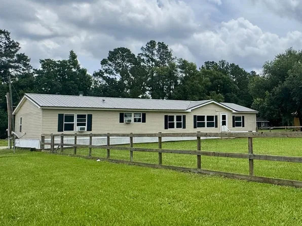 47120 Bear Ln, Hammond, LA 70401