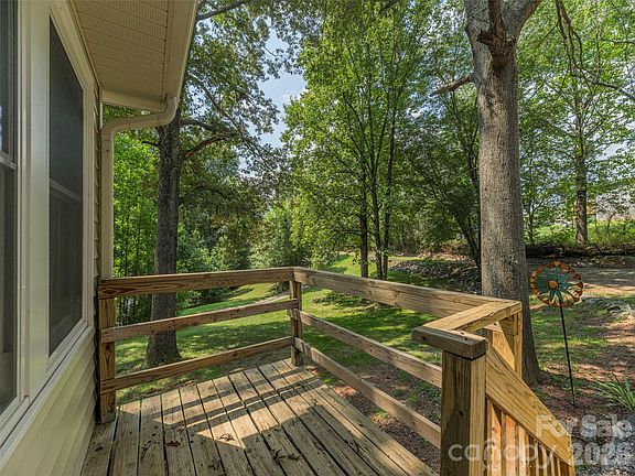 3rd image of 45 James Dr