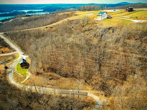 50 Crappie Ln #D, Hilham, TN 38568