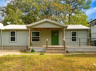 10015 Shoreline Dr, Wills Point, TX 75169