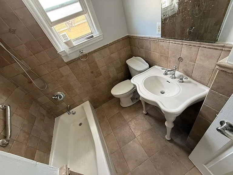 18 W 49th St #2 — Photo 10