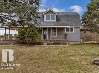 4471 N Gale Rd, Davison, MI 48423