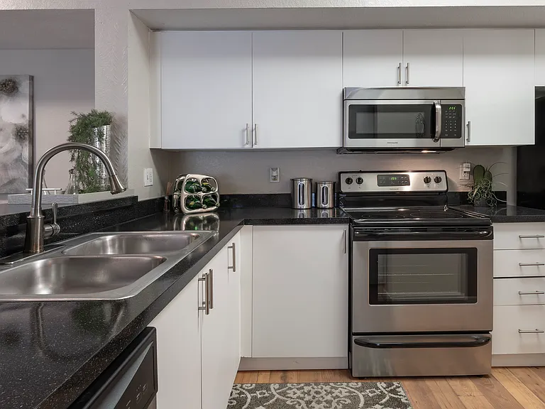Model Kitchen | Aspire at Gateway