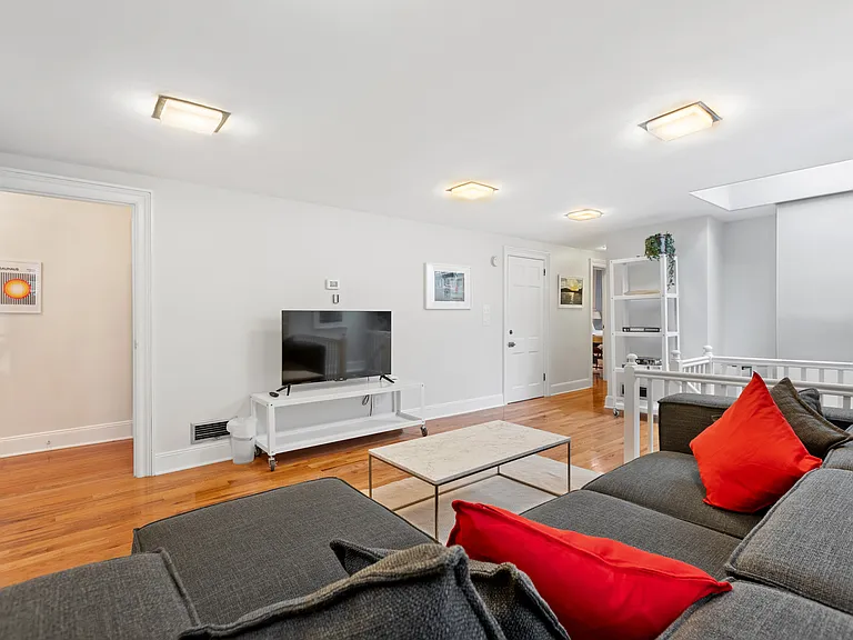 38 Garden Pl #UD — Photo 32