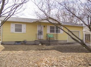 111 SW 9th St, Newton, KS 67114