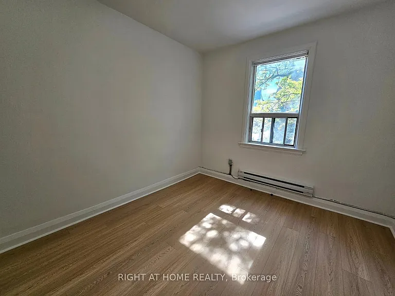 1316A King St W #2 — Photo 8