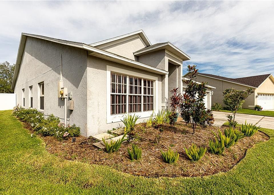 1st image of 4931 Kempton Woods Cir