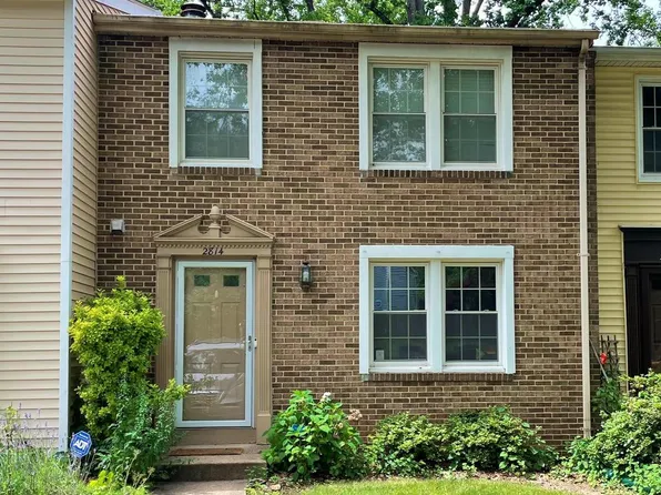 2814 Raymond Ct, Falls Church, VA 22042