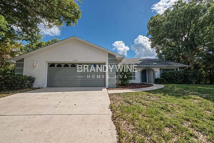 3 bed, 2.0 bath, 1644 sqft, $1,895 — Photo 2