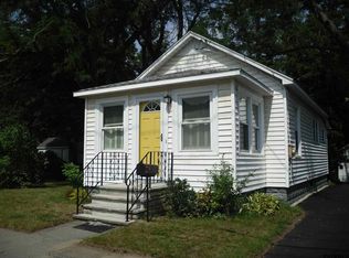 77 Cuthbert St, Schenectady, NY 12302